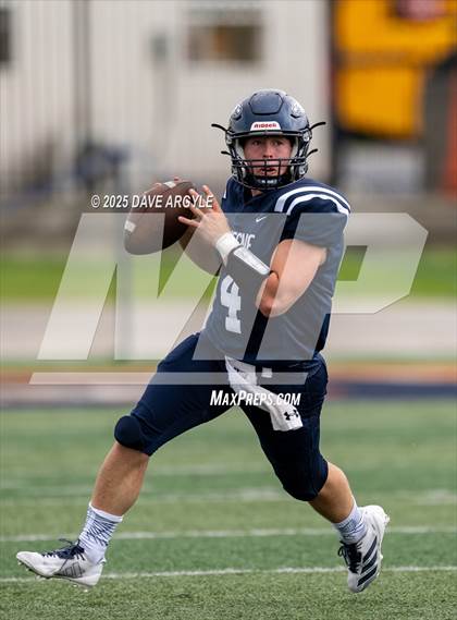 Thumbnail 2 in South Summit vs Duchesne photogallery.