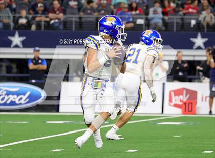 Thumbnail 1 in Brock @ Lorena (UIL Football 3A D1 Finals) photogallery.
