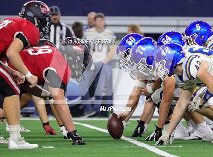 Thumbnail 2 in Brock @ Lorena (UIL Football 3A D1 Finals) photogallery.