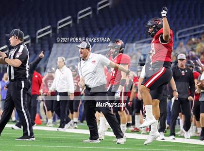 Thumbnail 2 in Brock @ Lorena (UIL Football 3A D1 Finals) photogallery.