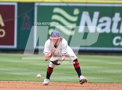 Thumbnail 3 in Irvine vs. Beckman (Halo Classic) photogallery.