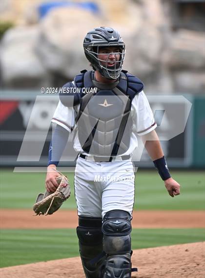 Thumbnail 1 in Irvine vs. Beckman (Halo Classic) photogallery.