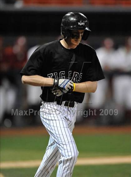 Thumbnail 3 in Mamaroneck vs. Esperanza (Anderson Bat National Classic) photogallery.