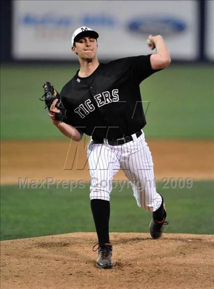 Thumbnail 3 in Mamaroneck vs. Esperanza (Anderson Bat National Classic) photogallery.