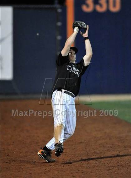 Thumbnail 2 in Mamaroneck vs. Esperanza (Anderson Bat National Classic) photogallery.