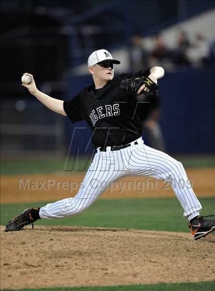 Thumbnail 3 in Mamaroneck vs. Esperanza (Anderson Bat National Classic) photogallery.
