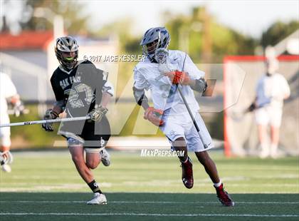 Thumbnail 3 in Oak Park vs. Sierra Canyon photogallery.