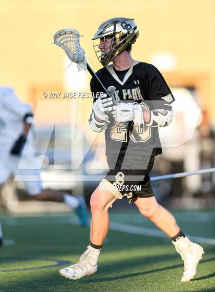 Thumbnail 2 in Oak Park vs. Sierra Canyon photogallery.