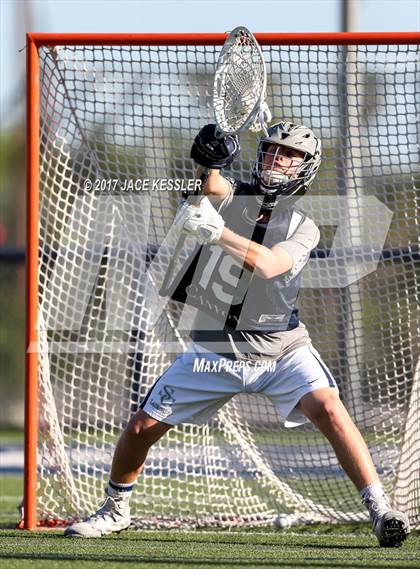 Thumbnail 3 in Oak Park vs. Sierra Canyon photogallery.