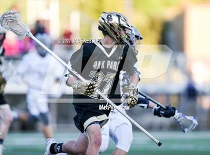 Thumbnail 3 in Oak Park vs. Sierra Canyon photogallery.
