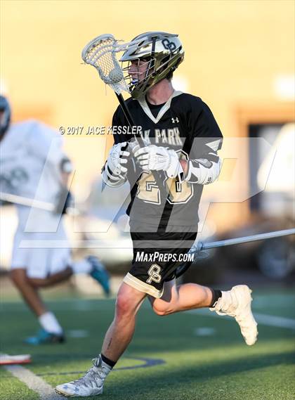 Thumbnail 3 in Oak Park vs. Sierra Canyon photogallery.