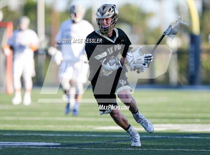 Thumbnail 2 in Oak Park vs. Sierra Canyon photogallery.