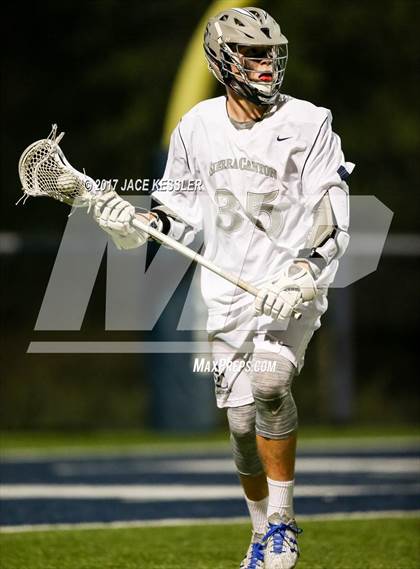 Thumbnail 2 in Oak Park vs. Sierra Canyon photogallery.