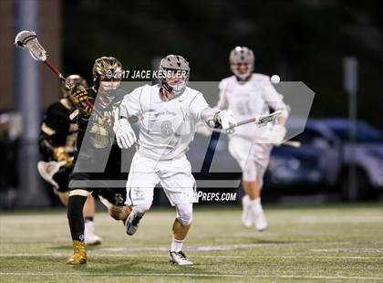 Thumbnail 2 in Oak Park vs. Sierra Canyon photogallery.