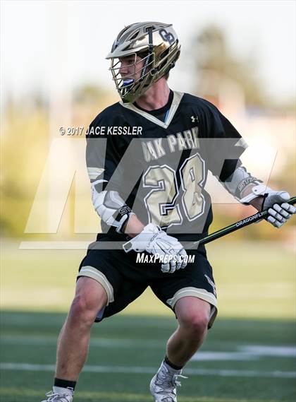 Thumbnail 3 in Oak Park vs. Sierra Canyon photogallery.