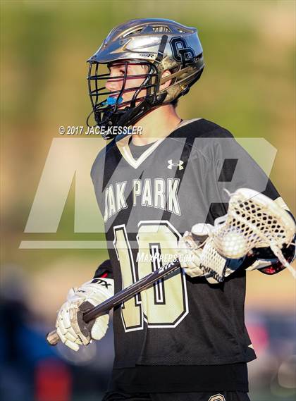Thumbnail 2 in Oak Park vs. Sierra Canyon photogallery.