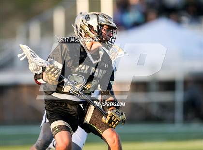 Thumbnail 1 in Oak Park vs. Sierra Canyon photogallery.