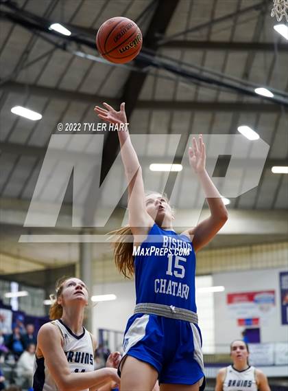 Thumbnail 2 in Indianapolis Bishop Chatard vs. Tri-West Hendricks (IHSAA 3A Regional Semifinal) photogallery.