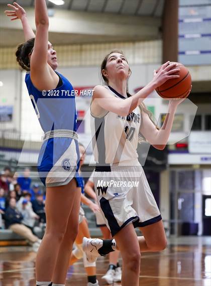 Thumbnail 1 in Indianapolis Bishop Chatard vs. Tri-West Hendricks (IHSAA 3A Regional Semifinal) photogallery.