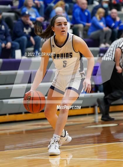 Thumbnail 3 in Indianapolis Bishop Chatard vs. Tri-West Hendricks (IHSAA 3A Regional Semifinal) photogallery.