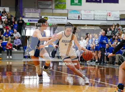 Thumbnail 2 in Indianapolis Bishop Chatard vs. Tri-West Hendricks (IHSAA 3A Regional Semifinal) photogallery.