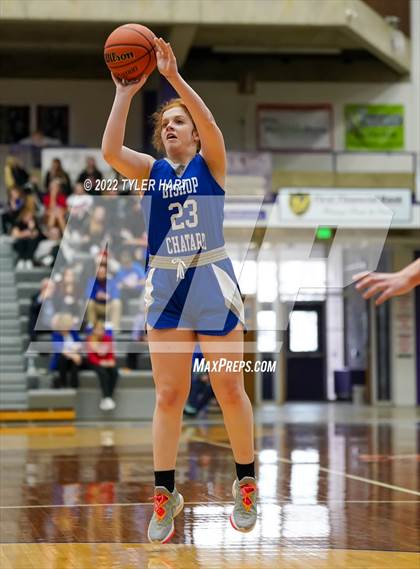 Thumbnail 2 in Indianapolis Bishop Chatard vs. Tri-West Hendricks (IHSAA 3A Regional Semifinal) photogallery.