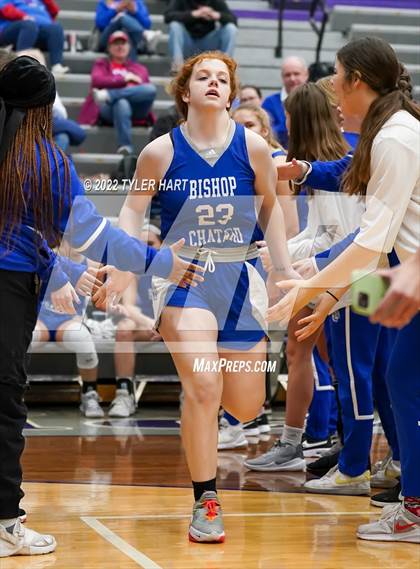 Thumbnail 1 in Indianapolis Bishop Chatard vs. Tri-West Hendricks (IHSAA 3A Regional Semifinal) photogallery.