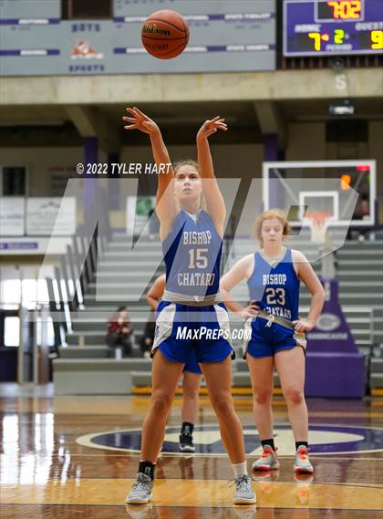 Thumbnail 2 in Indianapolis Bishop Chatard vs. Tri-West Hendricks (IHSAA 3A Regional Semifinal) photogallery.