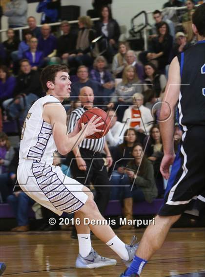 Thumbnail 2 in Longmont @ Holy Family photogallery.