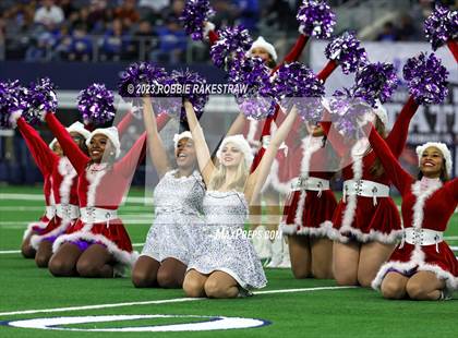 Thumbnail 1 in Chapel Hill vs. Anna (UIL 4A D1 Football Final) photogallery.