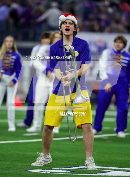Thumbnail 3 in Chapel Hill vs. Anna (UIL 4A D1 Football Final) photogallery.