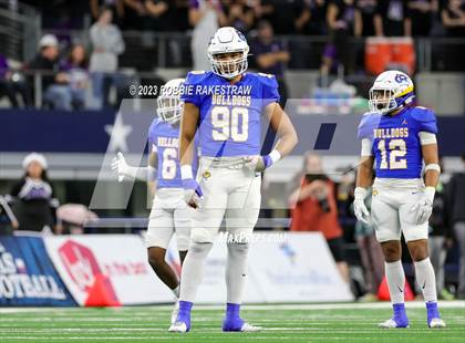 Thumbnail 2 in Chapel Hill vs. Anna (UIL 4A D1 Football Final) photogallery.