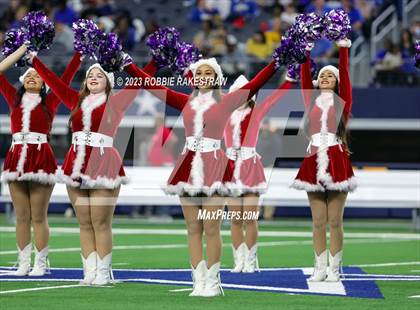 Thumbnail 3 in Chapel Hill vs. Anna (UIL 4A D1 Football Final) photogallery.