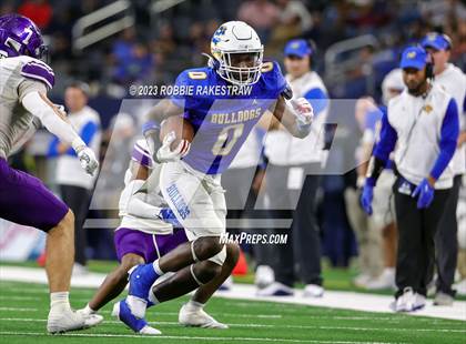 Thumbnail 3 in Chapel Hill vs. Anna (UIL 4A D1 Football Final) photogallery.