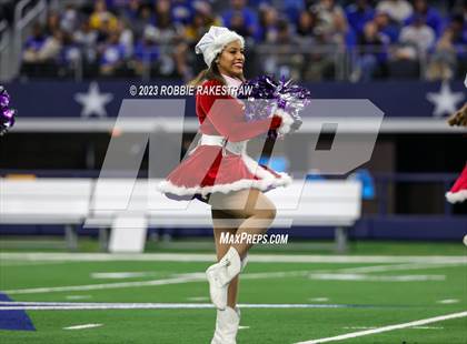 Thumbnail 3 in Chapel Hill vs. Anna (UIL 4A D1 Football Final) photogallery.