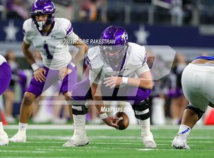 Thumbnail 1 in Chapel Hill vs. Anna (UIL 4A D1 Football Final) photogallery.