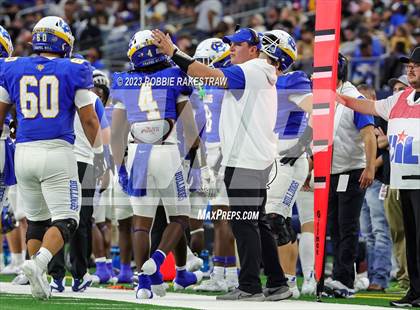 Thumbnail 2 in Chapel Hill vs. Anna (UIL 4A D1 Football Final) photogallery.