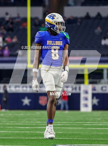 Thumbnail 2 in Chapel Hill vs. Anna (UIL 4A D1 Football Final) photogallery.