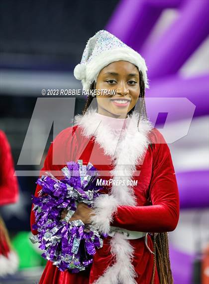 Thumbnail 3 in Chapel Hill vs. Anna (UIL 4A D1 Football Final) photogallery.