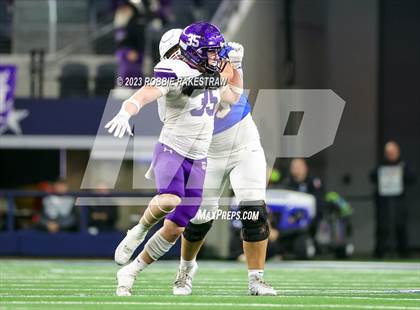 Thumbnail 1 in Chapel Hill vs. Anna (UIL 4A D1 Football Final) photogallery.