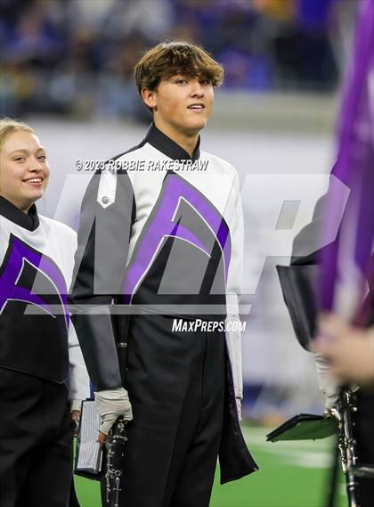Thumbnail 1 in Chapel Hill vs. Anna (UIL 4A D1 Football Final) photogallery.