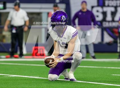 Thumbnail 1 in Chapel Hill vs. Anna (UIL 4A D1 Football Final) photogallery.