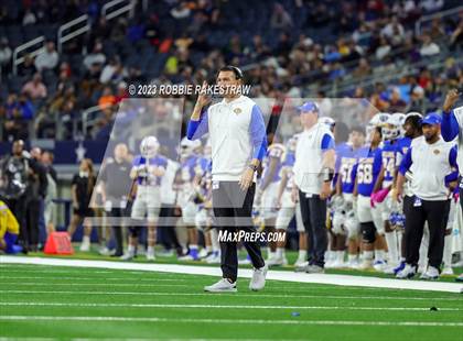 Thumbnail 2 in Chapel Hill vs. Anna (UIL 4A D1 Football Final) photogallery.