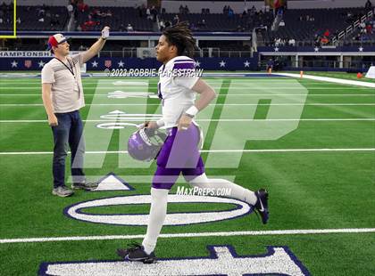 Thumbnail 1 in Chapel Hill vs. Anna (UIL 4A D1 Football Final) photogallery.