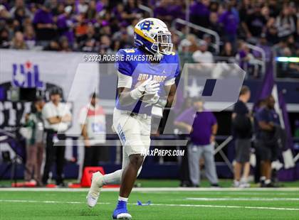 Thumbnail 3 in Chapel Hill vs. Anna (UIL 4A D1 Football Final) photogallery.