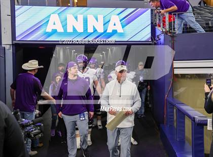 Thumbnail 1 in Chapel Hill vs. Anna (UIL 4A D1 Football Final) photogallery.