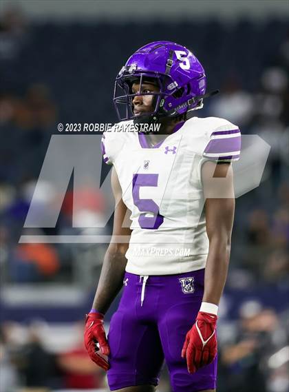 Thumbnail 1 in Chapel Hill vs. Anna (UIL 4A D1 Football Final) photogallery.