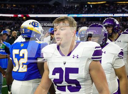Thumbnail 3 in Chapel Hill vs. Anna (UIL 4A D1 Football Final) photogallery.