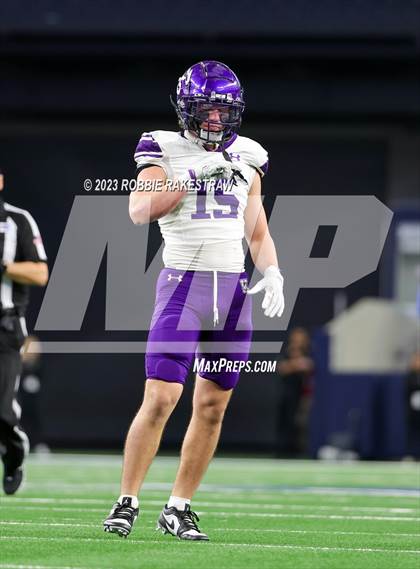 Thumbnail 3 in Chapel Hill vs. Anna (UIL 4A D1 Football Final) photogallery.