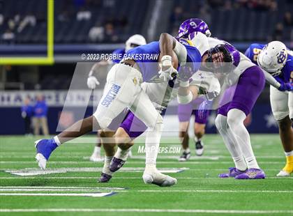 Thumbnail 1 in Chapel Hill vs. Anna (UIL 4A D1 Football Final) photogallery.